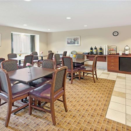 Microtel Inn & Suites By Wyndham Jasper Exterior foto
